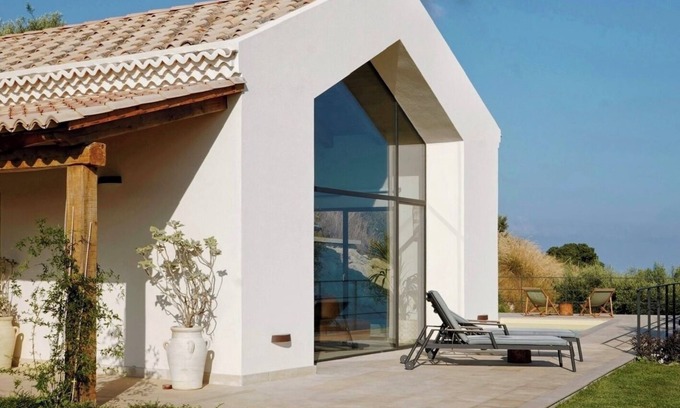 Briatico Villa | JATU RETREAT