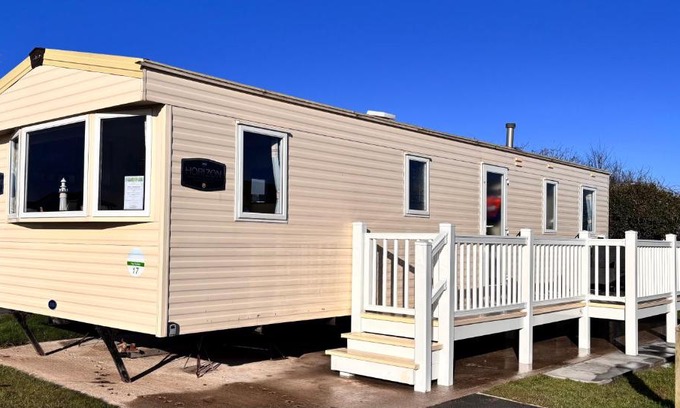 Buckton House | Jay Valley 17 Thornwick Bay