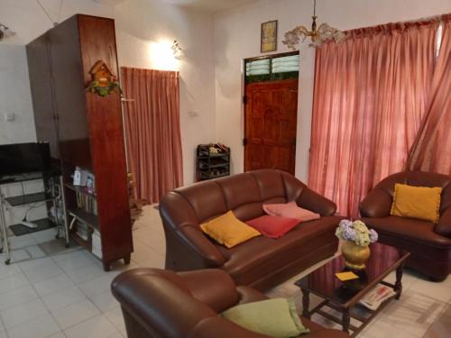 Udunuwara House | Jayasi Home