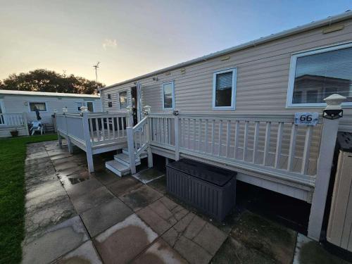 Rhyl Ski Chalet | Jayden 3 bed balcony