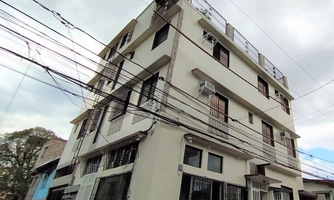 Paranaque Apartment | JB Valdres Apartment | New Apartment Near Manila Airport with FREE WIFI