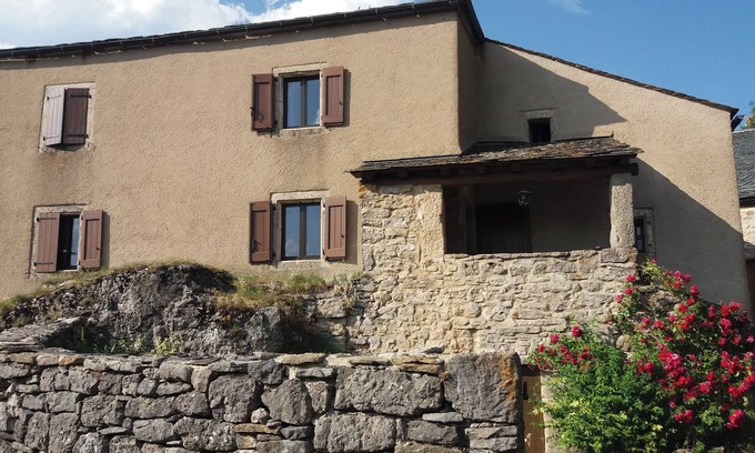 Fraissinet-de-Fourques House | JEAN-ANTOINE, gîte on the Causse Méjean