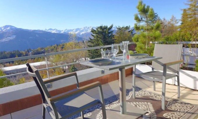 Montana Apartment | Jeanne D'Arc Apt. C-28 by Interhome