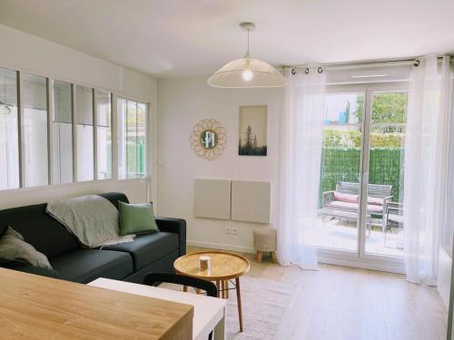 Magny-le-Hongre Apartment | Jeannette's House