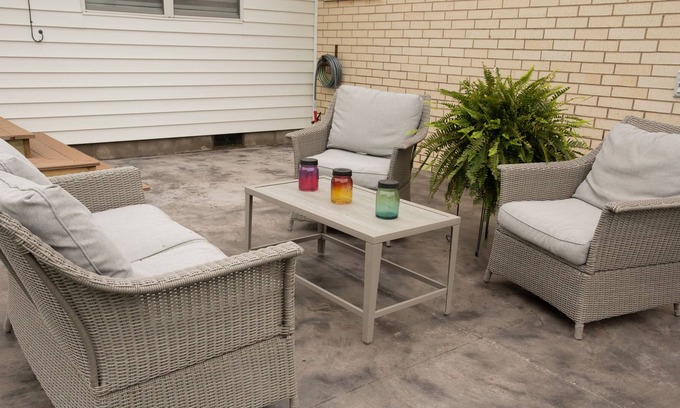 Chouteau House | Jean’s House 🌸12 Minute Drive to MidAmerica Industrial Park