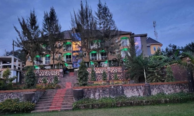 Buloba Hotel | Jebel Hotel and Lounge Buloba