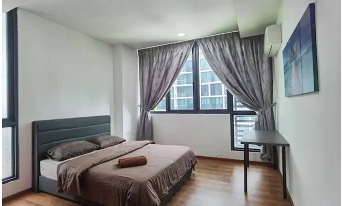 Tabuan Jaya Condo | Jeff and Ricky's Homestay 32 @ VivaCity Megamall