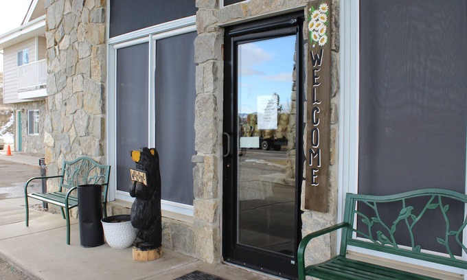 Whitehall Hotel | Jefferson Inn