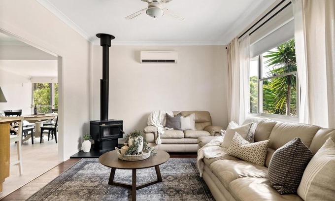 Yelverton House | Jen's Cottage