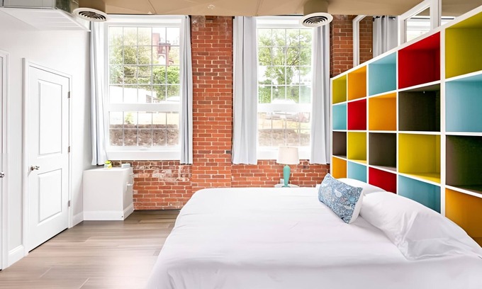 College Hill Apartment | Jennifer's Vibrant Historic Brick Loft Private Apartment