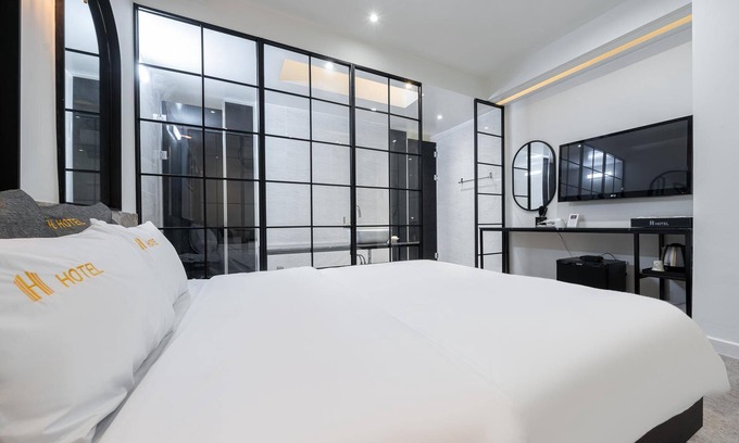 Jeongeup Hotel | Jeongeup H