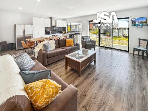 East Jindabyne House | Jerrara Escape One