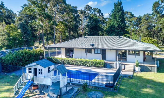 Tomerong House | Jervis Bay Luxe Rural Family Retreat in on 5 acres with Fireplace & Private Pool