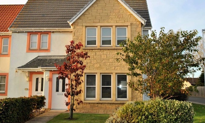 Kilrenny Apartment | Jessie's Selkie- homely apartment in East Neuk