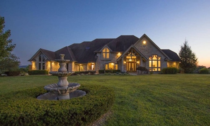 Hermann House | Jett Manor on Elderberry Hill - Hermann, Missouri
