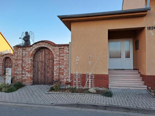 Vracov Apartment | Jiřinka