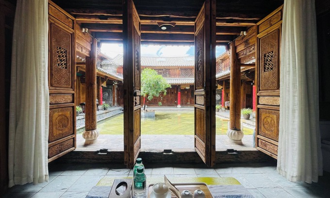 Xizhou Bed & Breakfast | Jia Kedi Ancient House Cultural Homestay