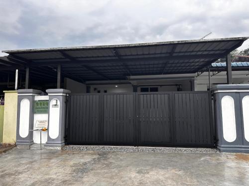 Ulu Tiram House | Jiaxin Homestay - Puteri Wangsa 家馨民宿