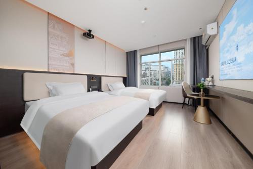 Donghu Qu Hotel | Jiduo Cinema Hotel