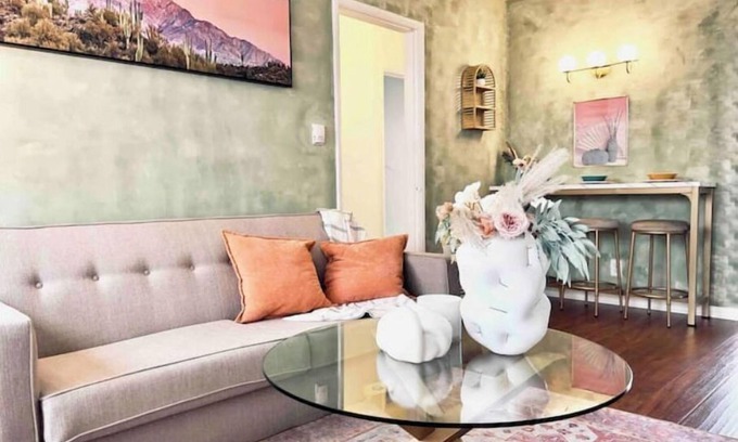 Alhambra House | Jie’s choice-vintage style cozy home 15min to DTLA