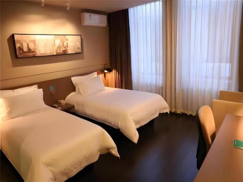 Harbin City Center Hotel | Jinjiang Inn Select Harbin Zhongyang Street Pedestrian Street Airport Bus Station