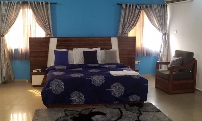 Ofin House | Joanne's Court