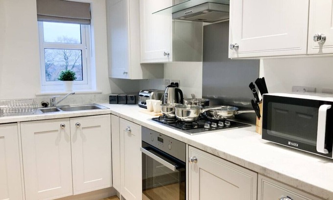 Andover House | Jockey house Andover