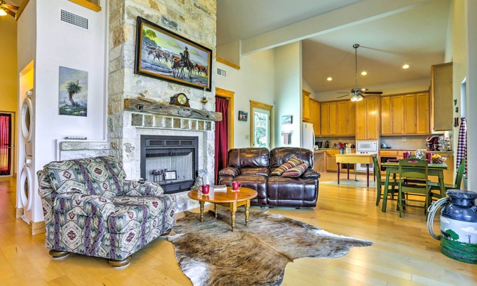 Johnson City House | Johnson City Home w/Hot Tub - Close to Wineries!