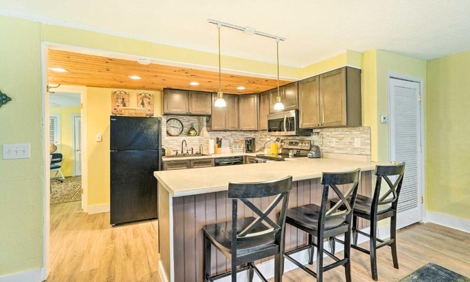 Johnson City House | Johnson City Vacation Rental 1 Block to ETSU