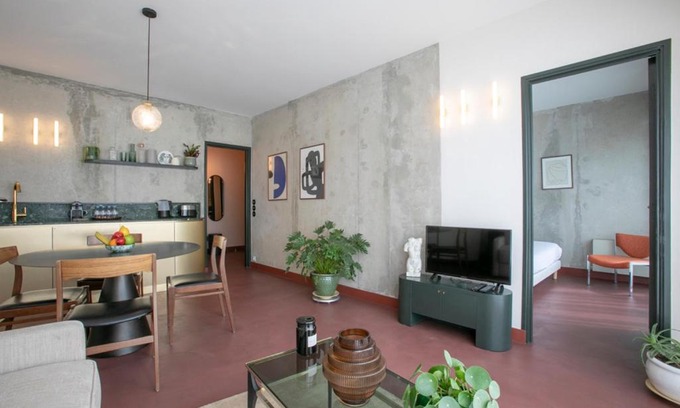 Necker Apartment | Joie Paris Bargue