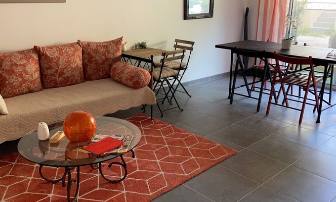 Villelaure Apartment | Joli Appartement Avec Terrasse à Villelaure