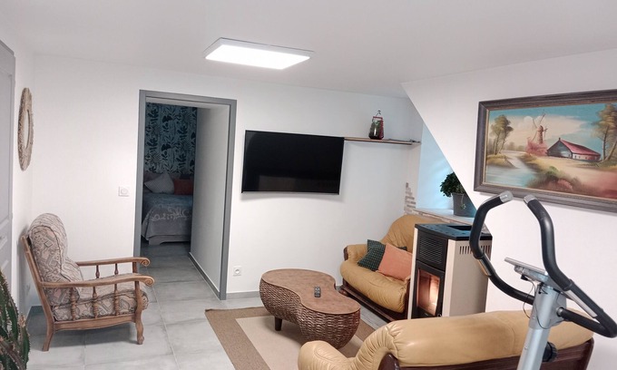 Champis Apartment | Joli Appartement Moderne a la Campagne