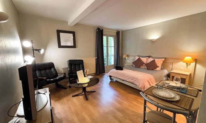 Belleme Apartment | Joli Studio*Golf*Wifi*Parking