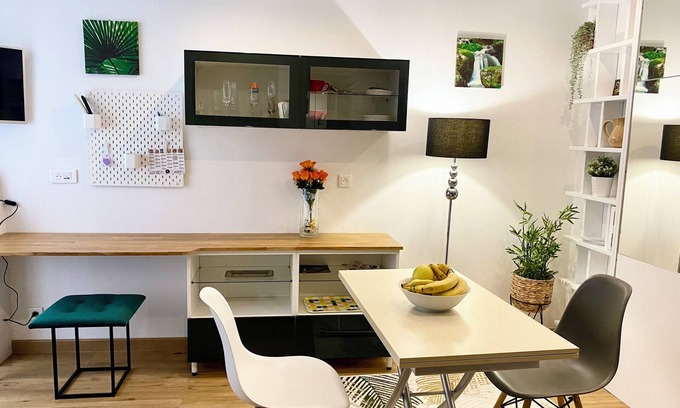 Bel-Air Nord Apartment | Joli Studio Refait Paris 12 Bel-air, Commerces, Proche Coulée Verte