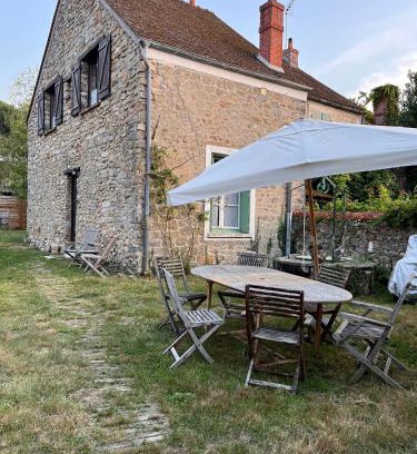 Janville-sur-Juine House | Jolie maison avec jardin, forêt, 45 min de Paris