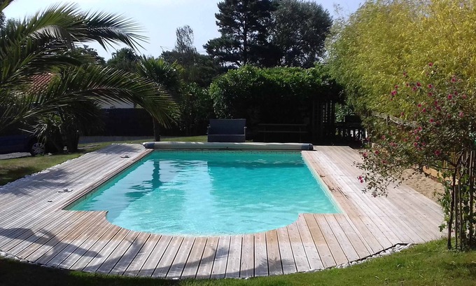 Landevieille Villa | Jolie villa avec piscine à 6 kms des plages