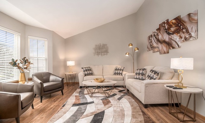 Joliet House | Joliet Arcade Rental