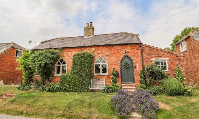 Horncastle House | Jolls Cottage