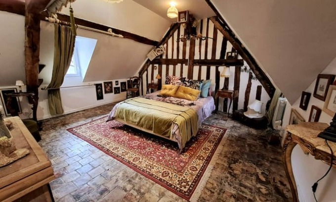 Honfleur Apartment | Jongkind's'Experience House, Garage 100 meters