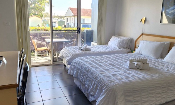 Sussex Inlet Apartment | JOPEN MOTEL UNIT 2, TOP NOTCH