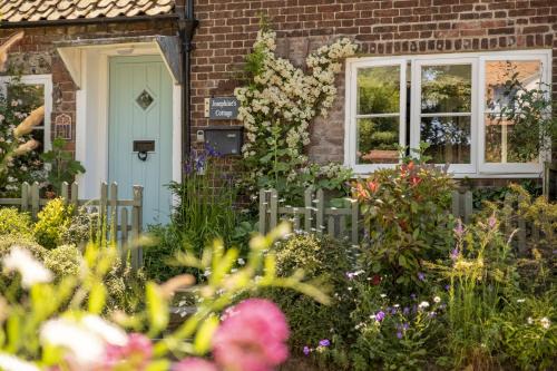 Walsingham House | Josephines Cottage
