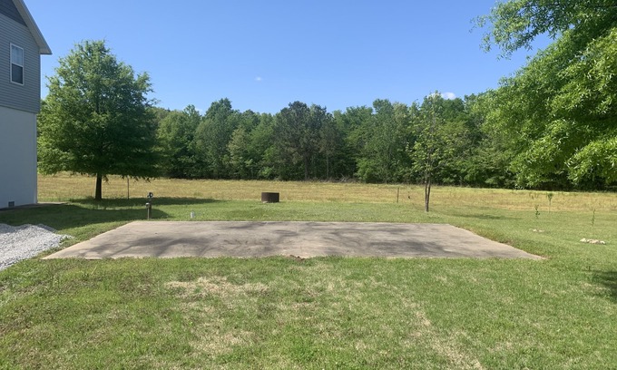 Decaturville RV Rental | Journey to the riverside