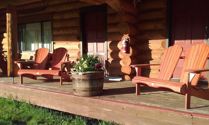 Clearwater Cabin | Journey to the Wild West of Wells Gray Provincial Park