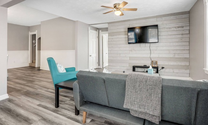 Delaware House | JourneyBNB Peaceful house near OWU