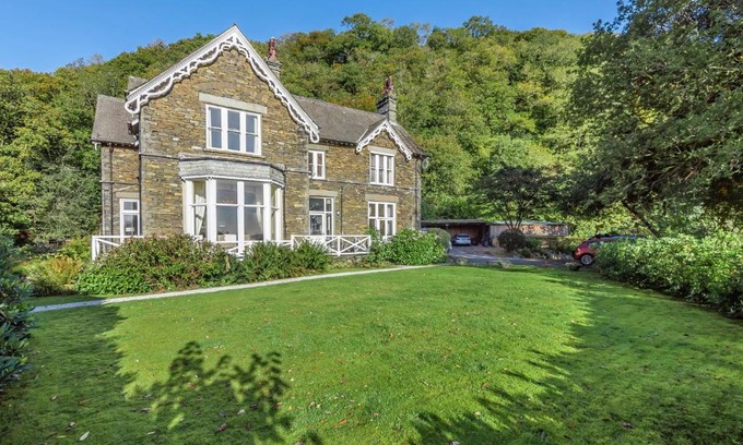 Ambleside Apartment | Journeys End