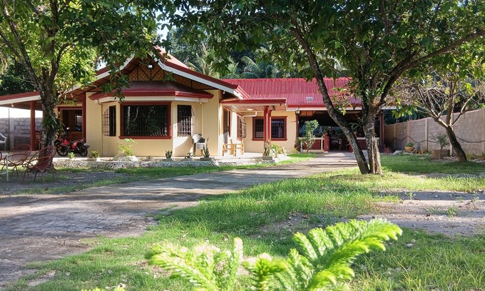 San Juan House | Jovick Homestay