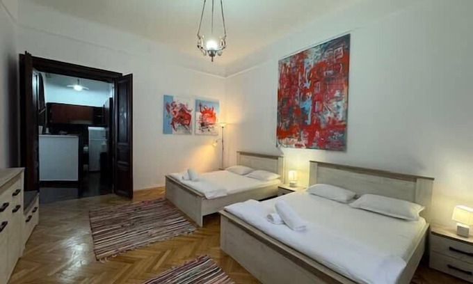 Old City Apartment | Joy City Stay Ungureanu 6B