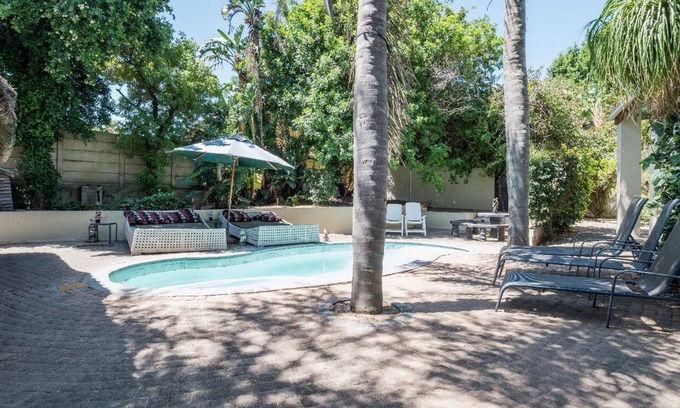 Parow House | Joyous Luxuries Guesthouse