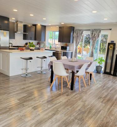 West Sechelt House | JoyVeal’s Homey Place