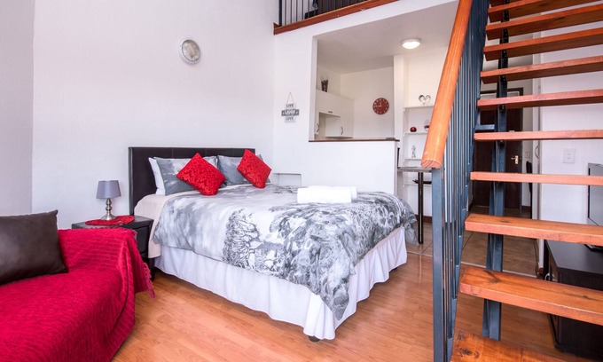 Greater Johannesburg Metropolitan Area Apartment | Jozistay Savannah Apartments